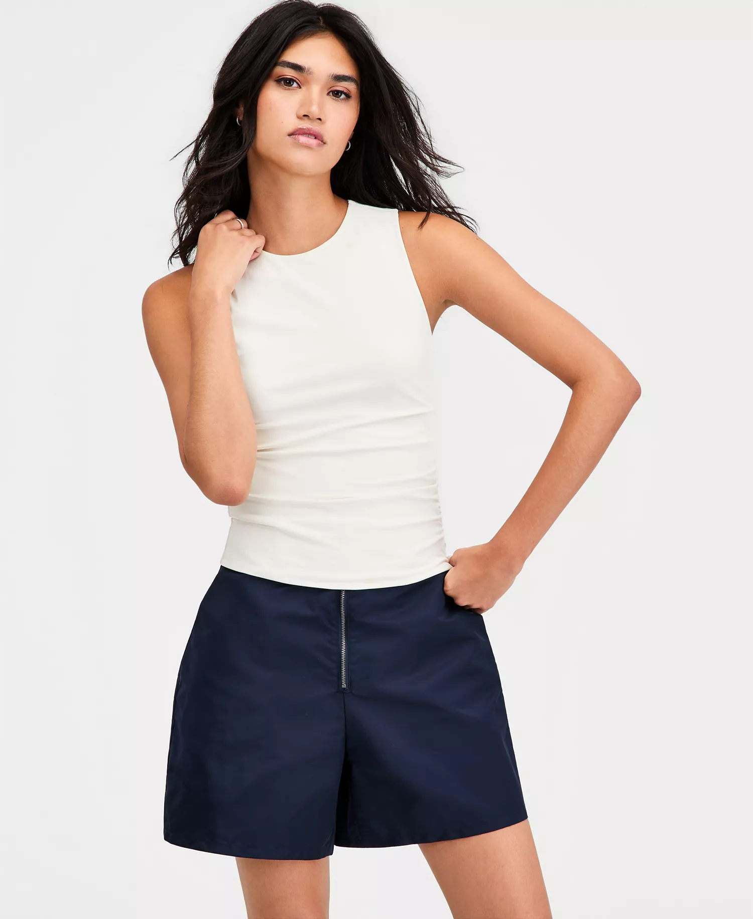 mni-0bb8d34bf6ffb64dab5283eb74e3b039 Women's Sleeveless Ruched Top, Macy's Exclusive — изображение 3