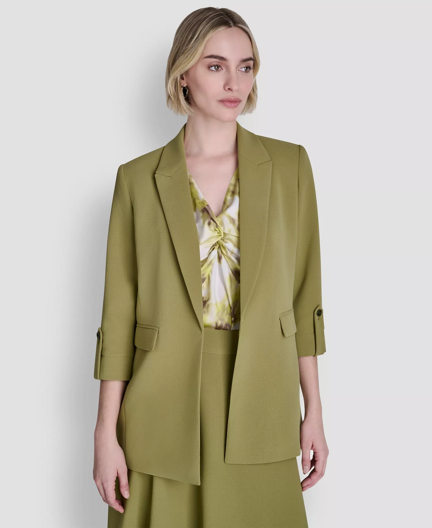 mni-39678f46e2232dc1d5518a124f8e868f Women's Textured Notch Collar Open-Front Jacket — изображение 3