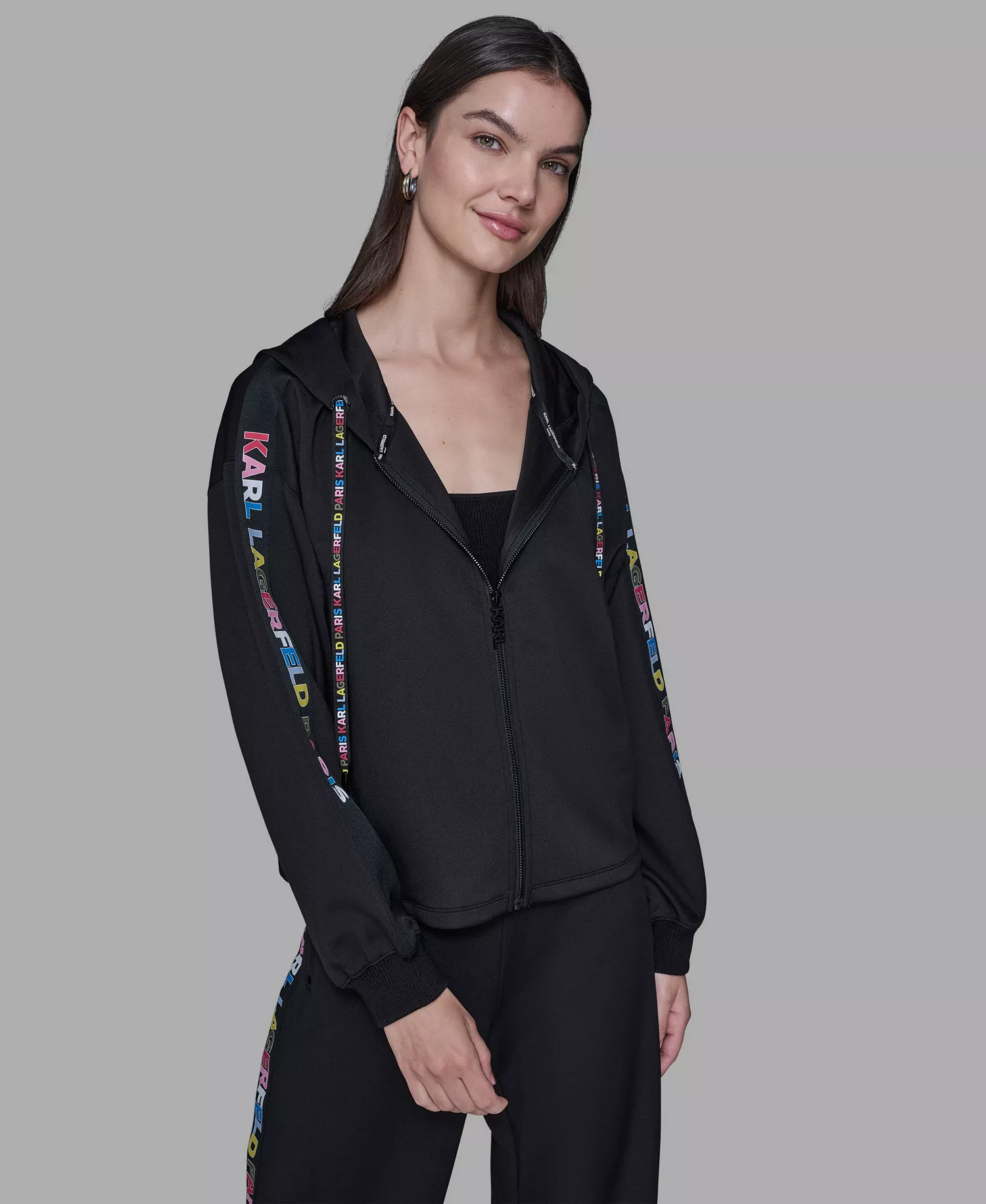 mni-6d8ab53cd44306adf80c42a0ef8ee648 Women's Logo Detail Jacket