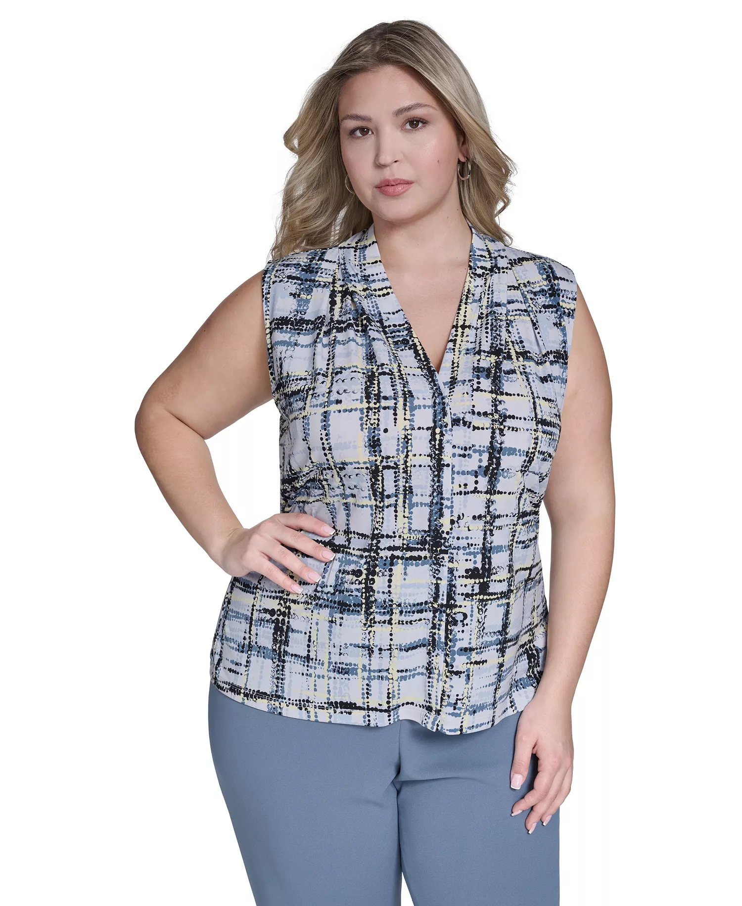 mni-8683a901b110ced833e486c1a834d2e7 Plus Size Printed Sleeveless V-Neck Top