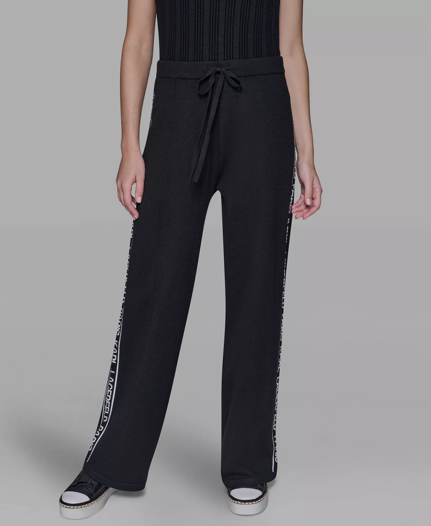 mni-8d3cedfa78ecbe0059bae7b78ab529ec Women's Logo Detail Pants