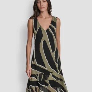 Women's Sleeveless Layered Crinkle V-Neck Dress