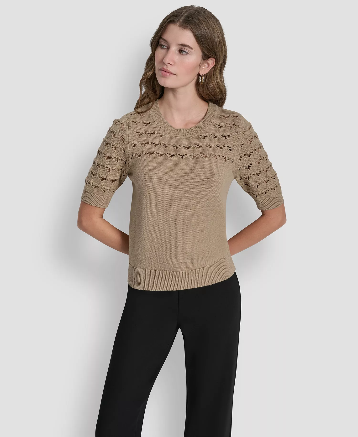 mni-a452294b551bd8d8d8c8d7103f469c79 Women's Short-Sleeve Ribbed Hem Sweater — изображение 3