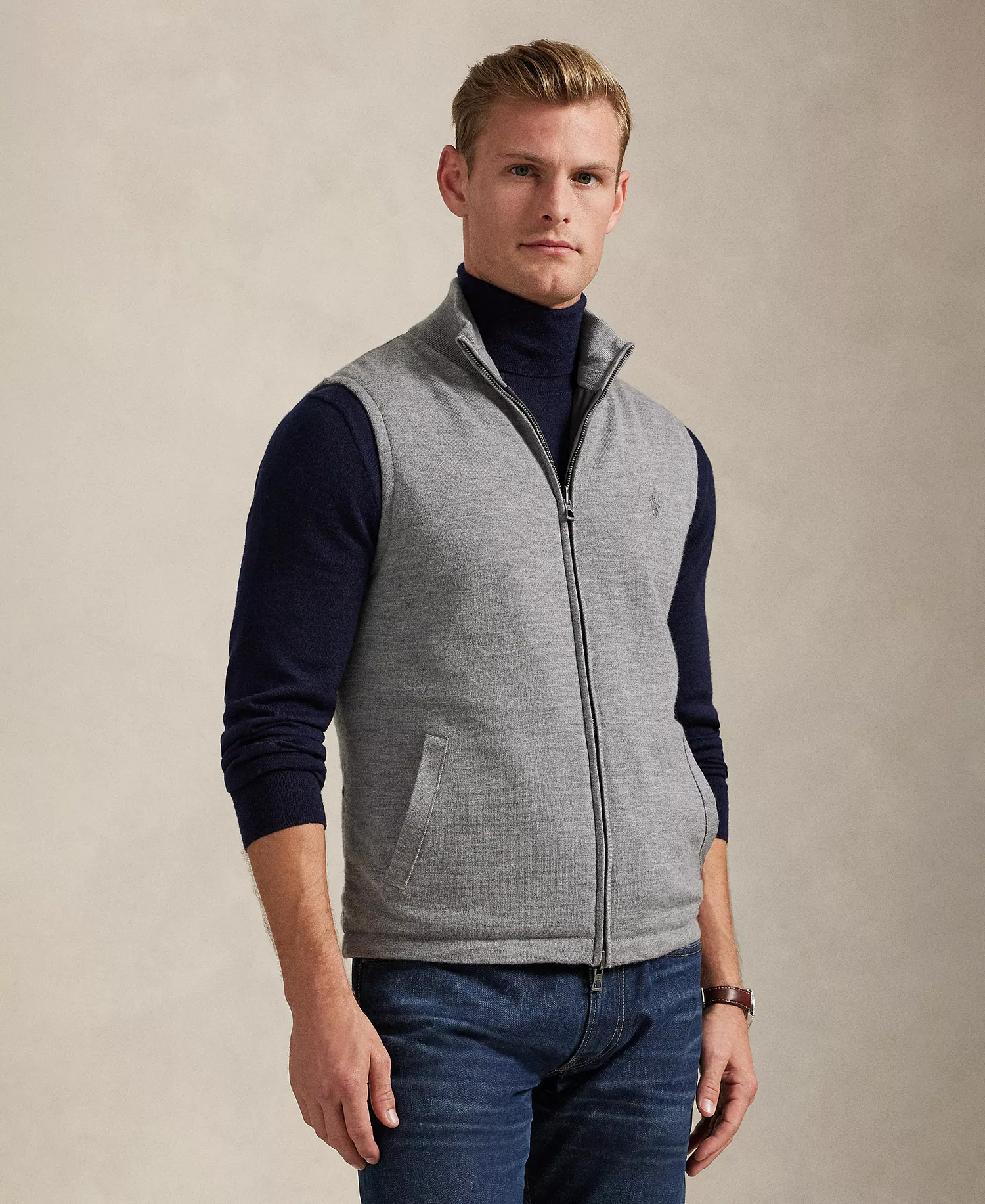 mni-ae0045146cdd98b7bab1a5fb9a8121e8 Men's Reversible Sweater Vest — изображение 3