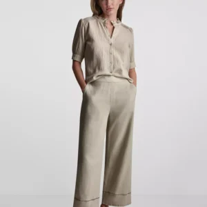 Petite Short Puff-Sleeve Button-Front Shirt