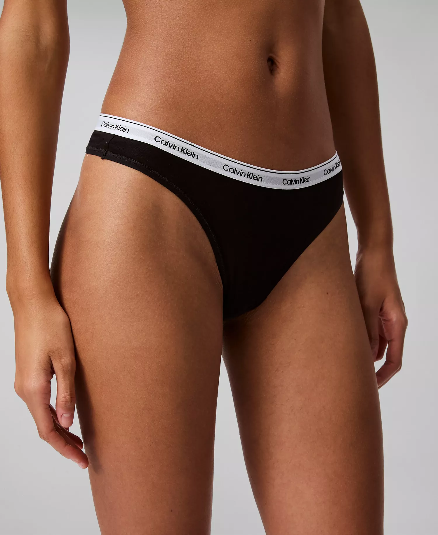 mni-bccd611fd840aa4e0372d33a5233f6d7 Women's Modern Logo Thong Underwear QD5043