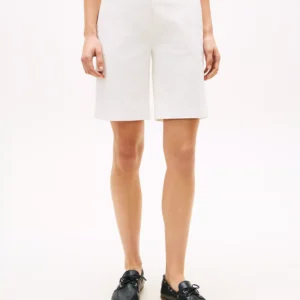 Women's Twill Slim Straight Shorts