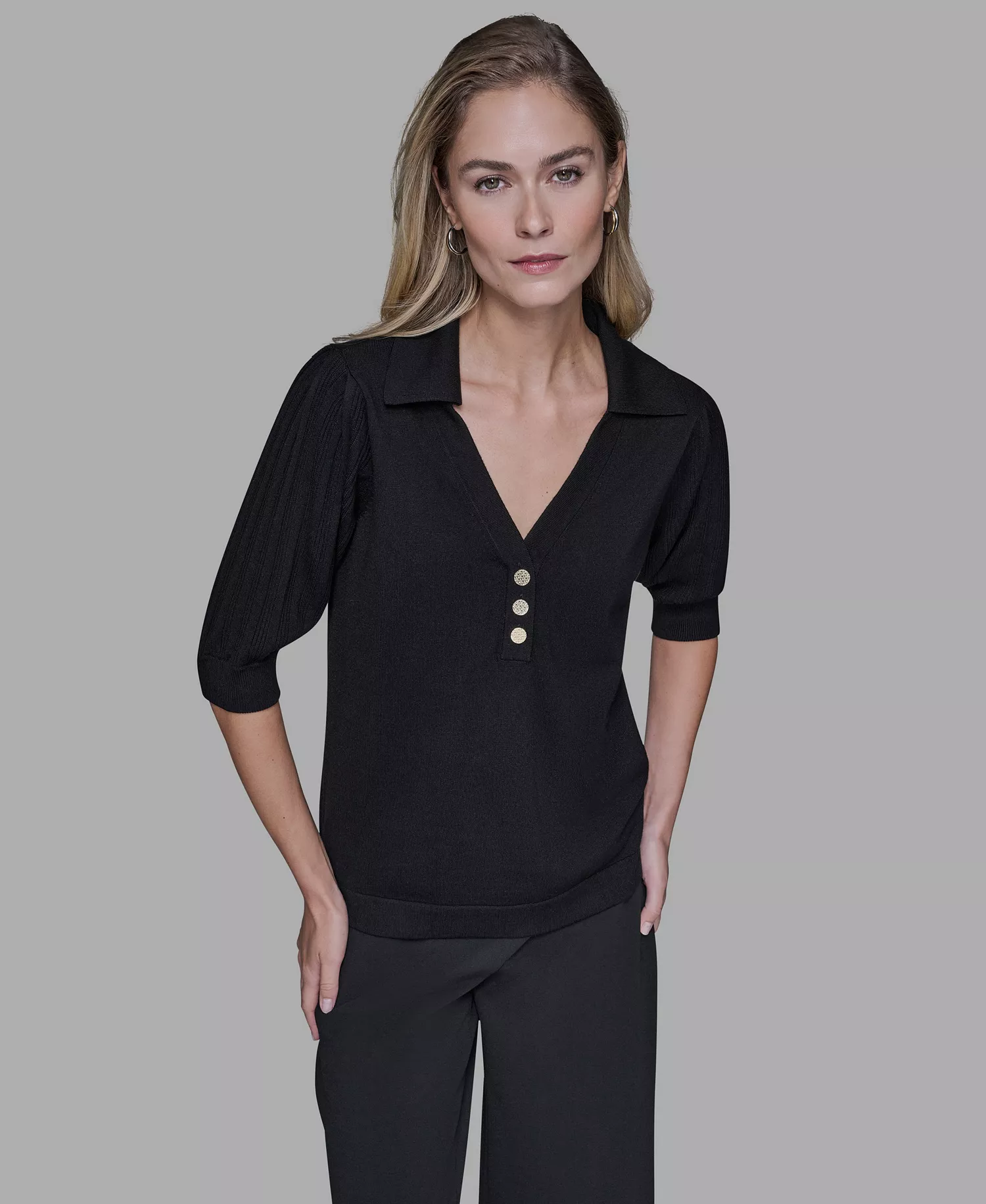 mni-cddca79eb565976411551df6c5f315c1 Women's V-Neck Top