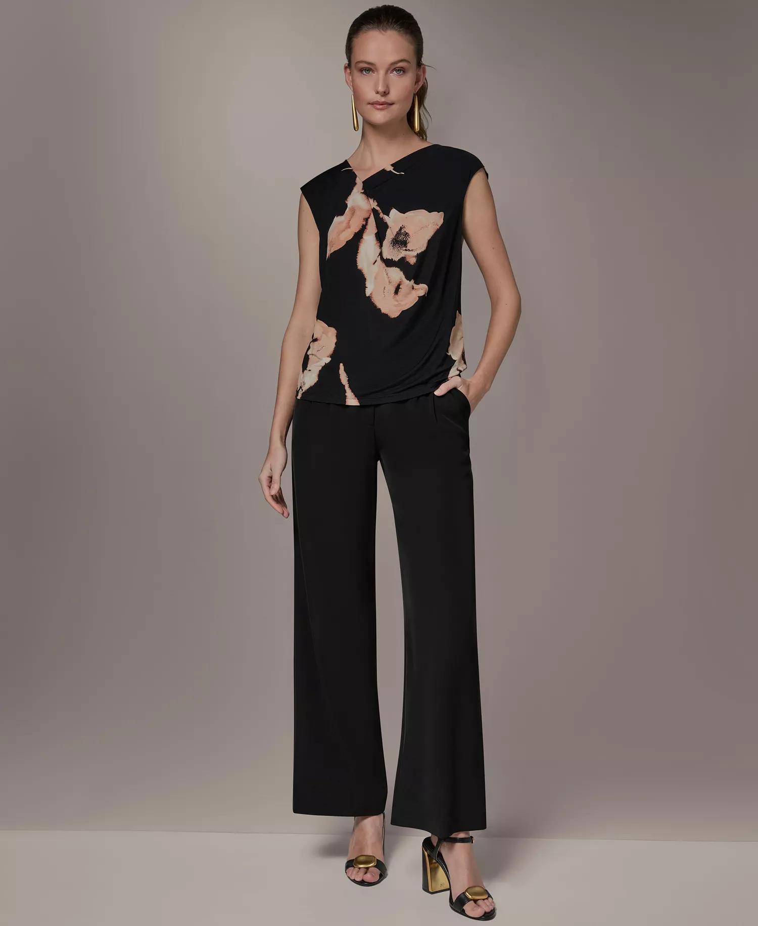 mni-d1aba6e47708ffeee8fe24f4158858ba Petite Printed Sleeveless Top