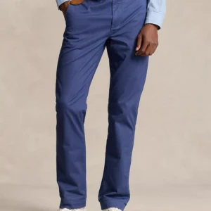 Men's Straight-Fit Washed Stretch Chino Pants