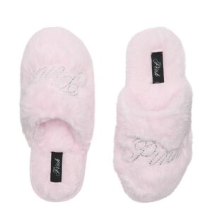 faux fur closed toe slippers
