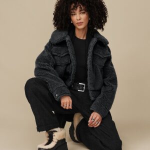Витрина frankie short trucker jacket