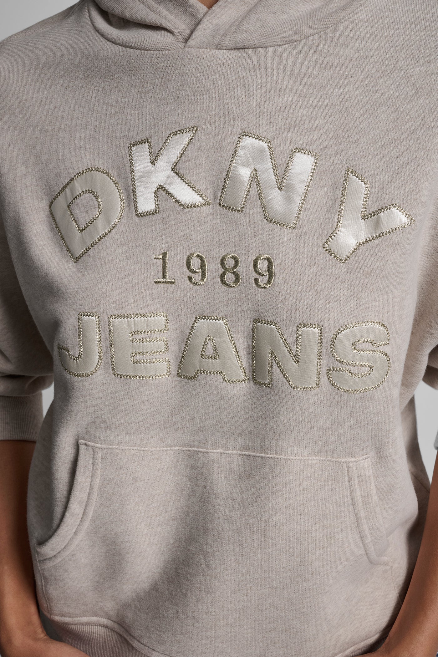 dknydj15425 21r dj5t1603 e2e retaile 1 dknydj15425 21r dj5t1603 e2e retaile 1
