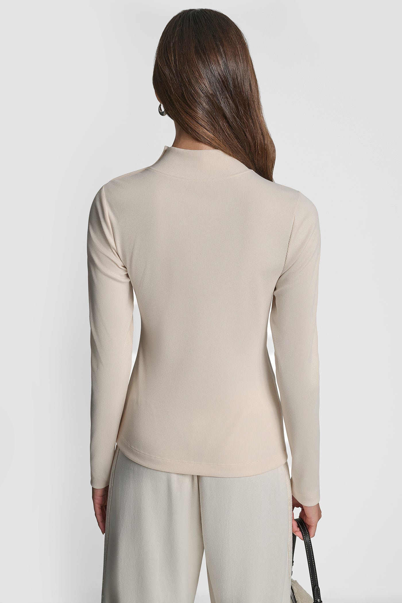 dknydj16825 31r dj6t1661 en2 retaile 1 dknydj16825 31r dj6t1661 en2 retaile 1