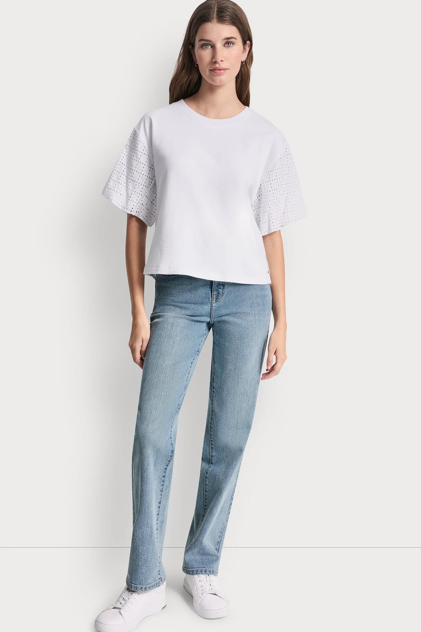 dknydj24825 65 dj6t1731 wht alt1 786655a1 2c27 4a57 9378 4a60a2c1e99e dknydj24825 65 dj6t1731 wht alt1 786655a1 2c27 4a57 9378 4a60a2c1e99e