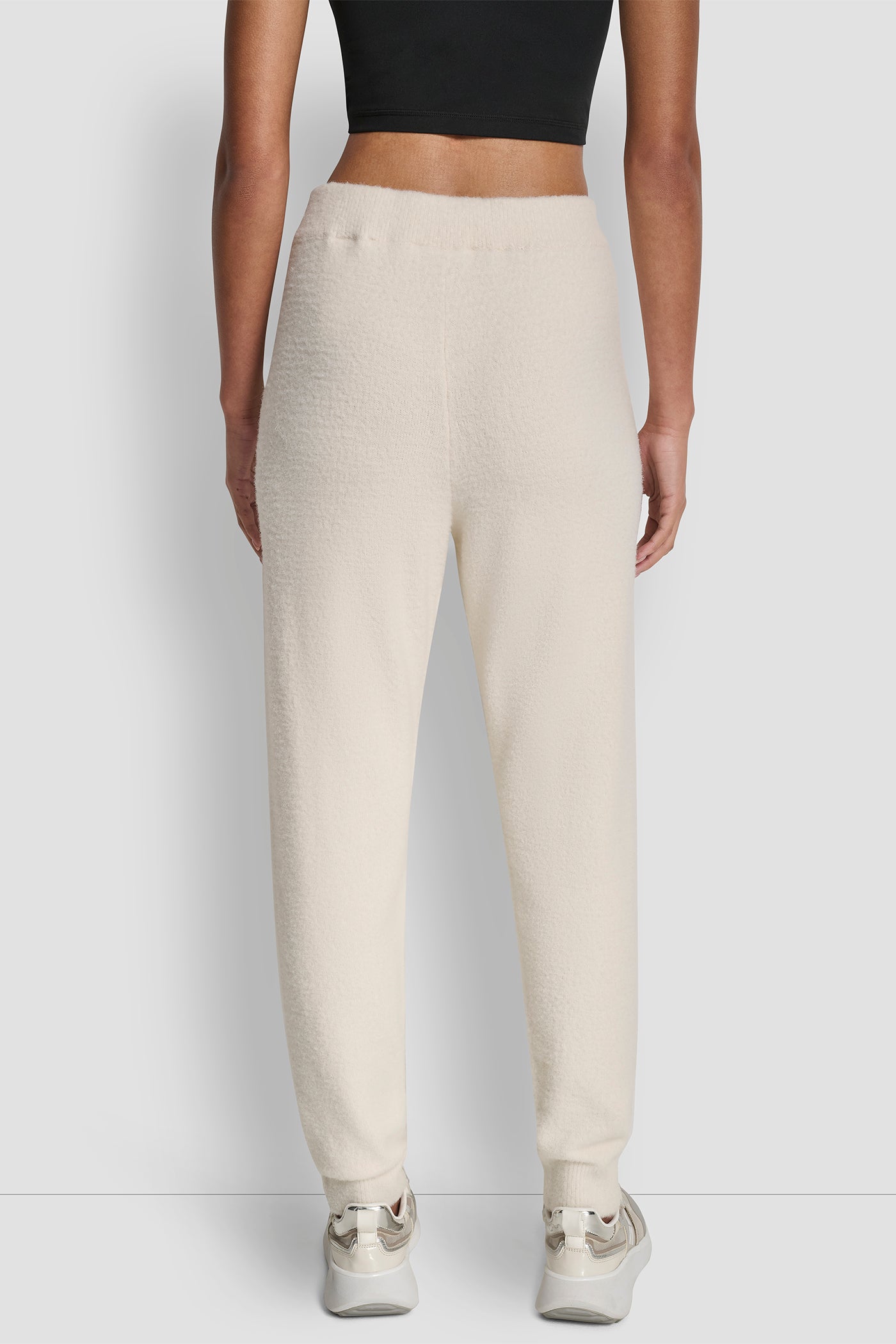 dknydp17925 46 dp5r0855 goh b 1 dknydp17925 46 dp5r0855 goh b 1