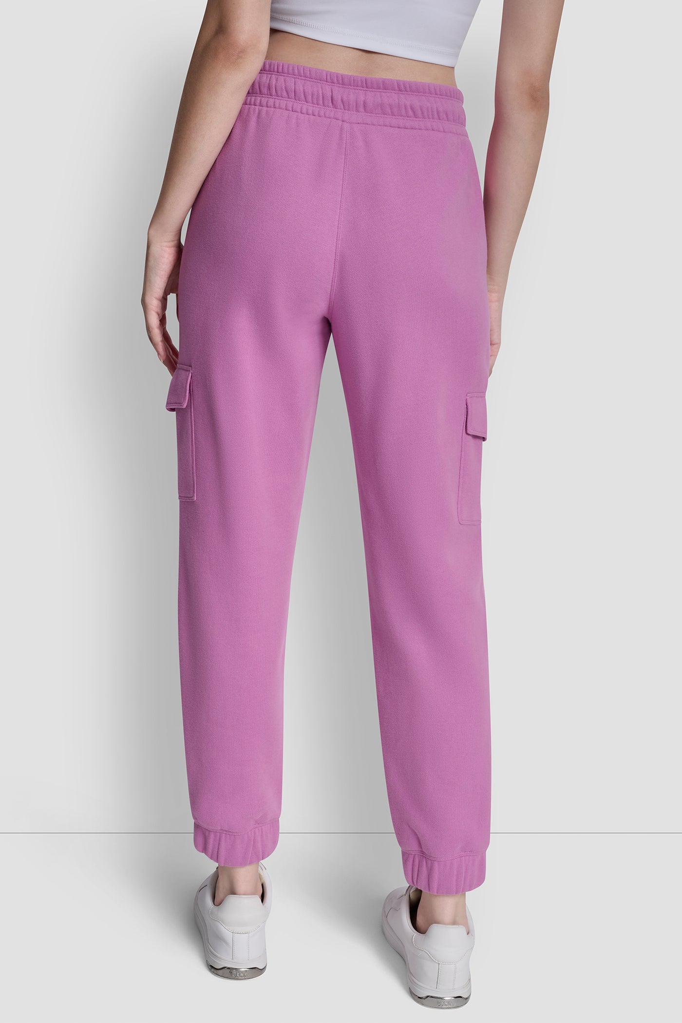dknydp20725 9 dp6p3524 qg9 b 1 dknydp20725 9 dp6p3524 qg9 b 1