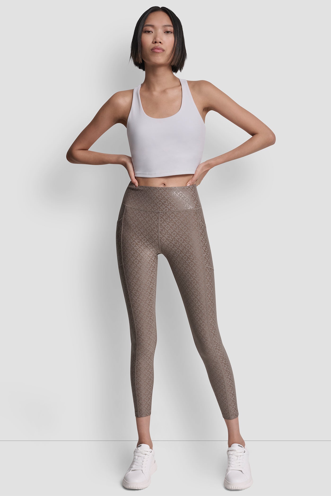 dknydp24225 6 dp6p3491 anm alt1 07c404d4 c178 4041 a889 323061379a60 dknydp24225 6 dp6p3491 anm alt1 07c404d4 c178 4041 a889 323061379a60