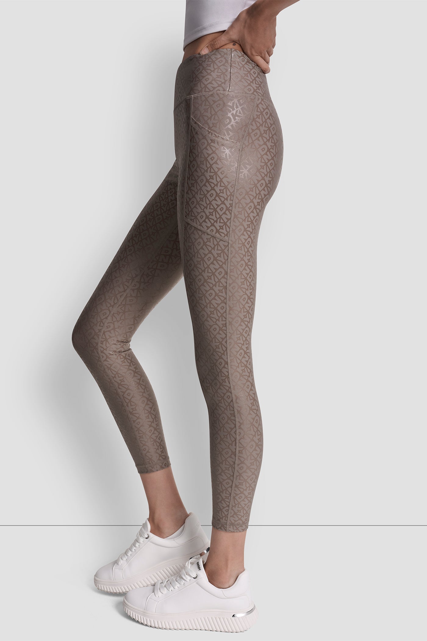 dknydp24225 6 dp6p3491 anm s 16b76b97 0a53 46c7 bdd4 17ab2518f448 dknydp24225 6 dp6p3491 anm s 16b76b97 0a53 46c7 bdd4 17ab2518f448