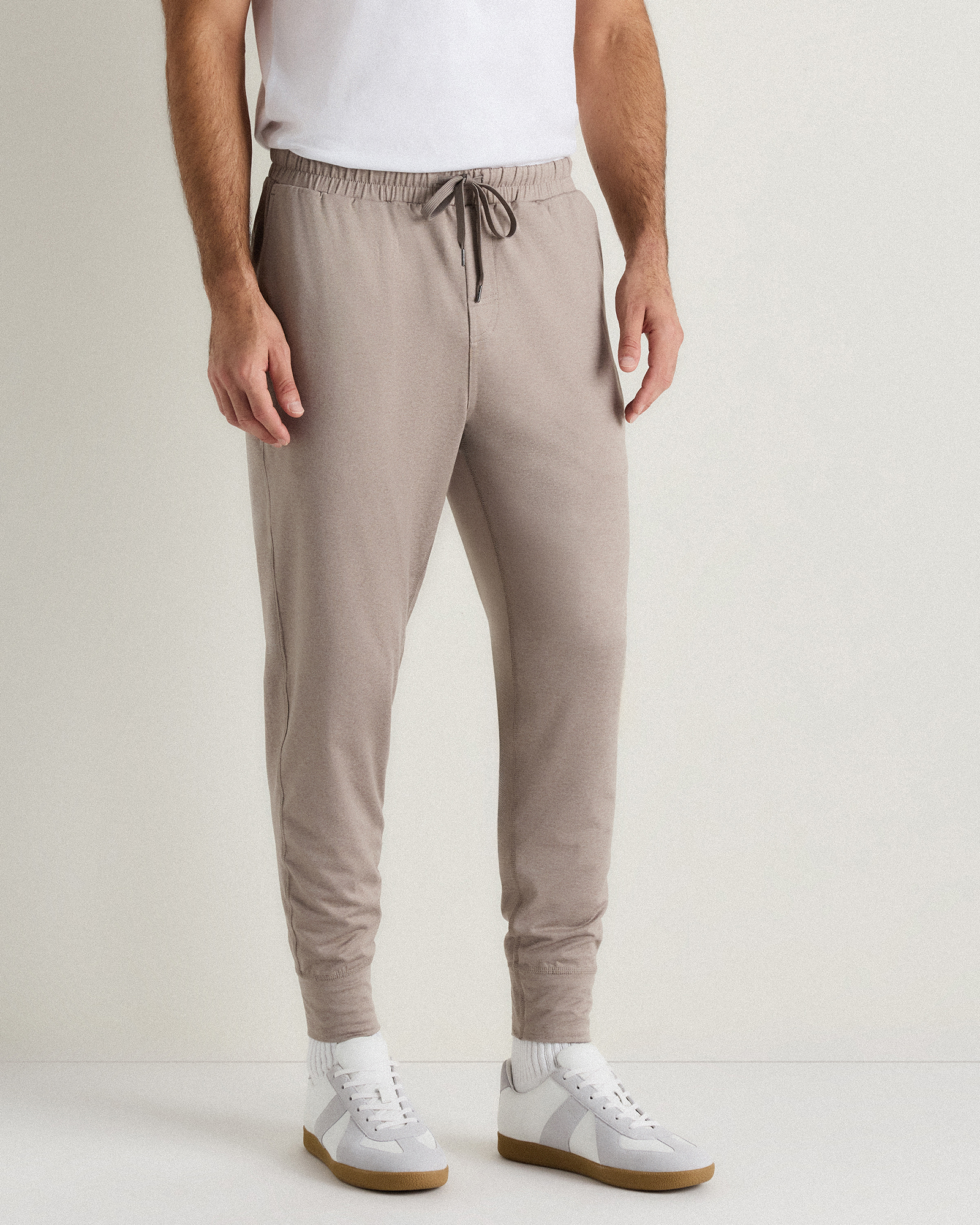 Спортивные джоггеры flowknit Спортивные джоггеры flowknit