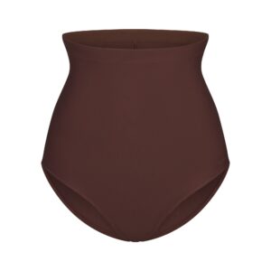 skims body core sculpt butt lifting brief