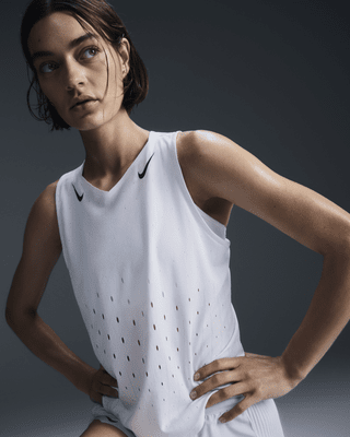 nike aeroswift Женская беговая майка dri fit adv nike aeroswift Женская беговая майка dri fit adv